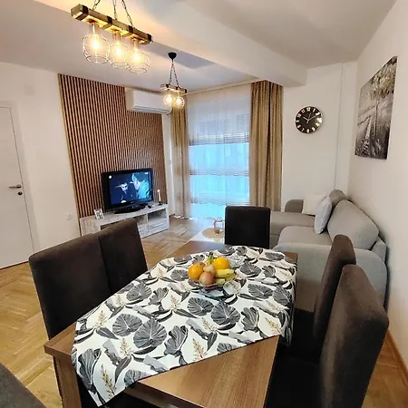 Bonbon Апартаменты *